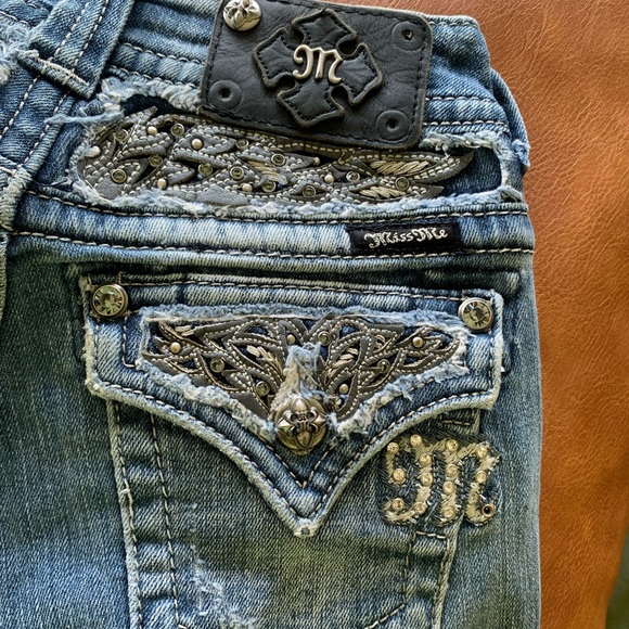 Miss Me Jeans - Picture 3 of 11